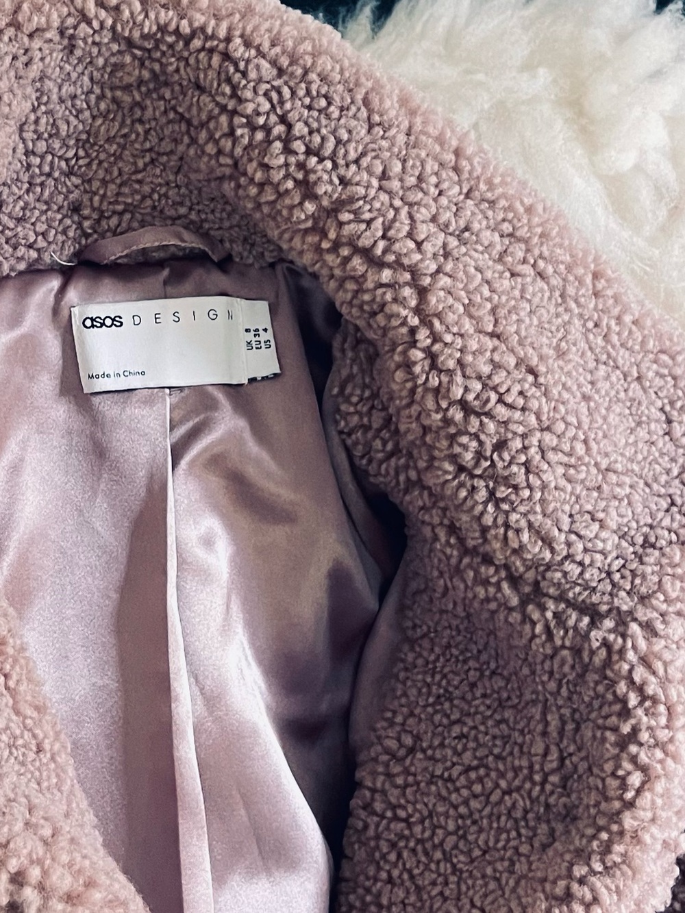 ASOS Design Plush Teddy Cropped Jacket - Mauve - Picture 7 of 8